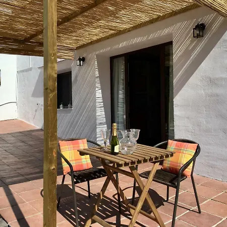 Bed & Breakfast And Cortijo La Zapatera